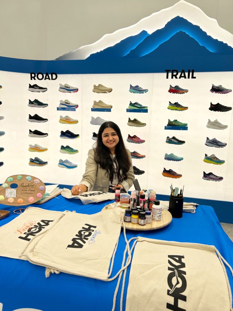 live brand activation painting tote bags